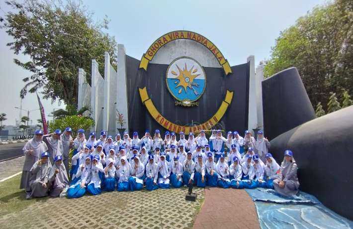 LDKS SMP Al Falah Surabaya di Koarmada, Latih Siswa Jadi Pemimpin
