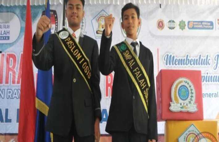 SMP Al Falah Surabaya Didik Siswa Menjadi Sosok Pemimpin Masa Depan